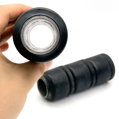 Резиновая чашка-поршень типа TA с высококачественным нитрилом (NBR) и коррозионностойкой стальной вставкой для нефтепромысловых применений до 10 000 PSI